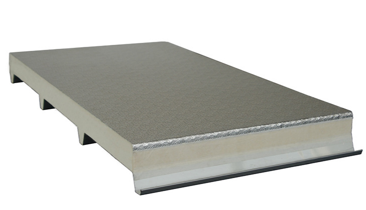 黃石聚氨酯夾芯板（四波峰）